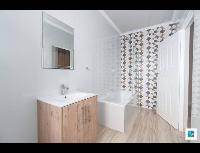 3 BEDROOM DUPLEX TO LET IN COSMOSRAND